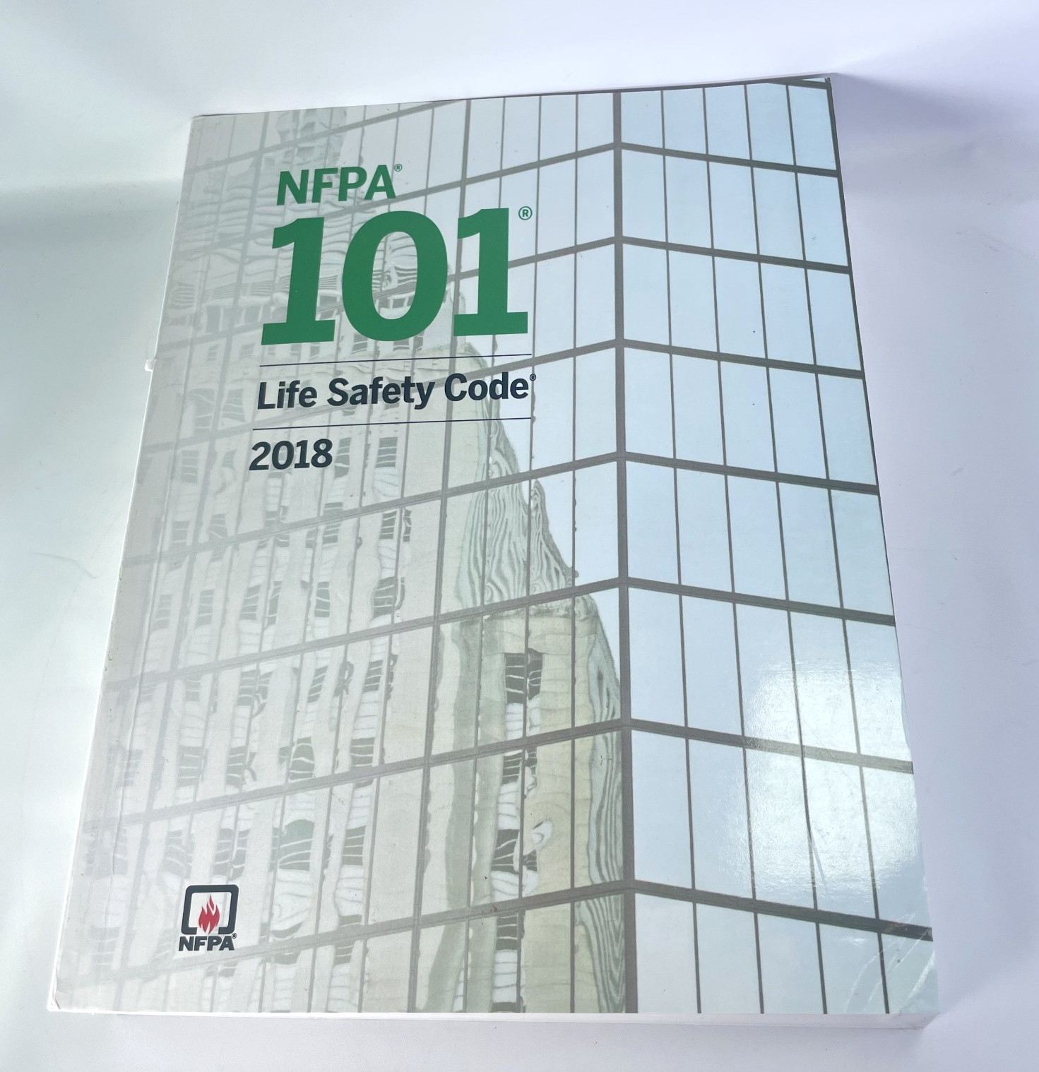 NFPA 101 Life Safety Code 2018 Paperback