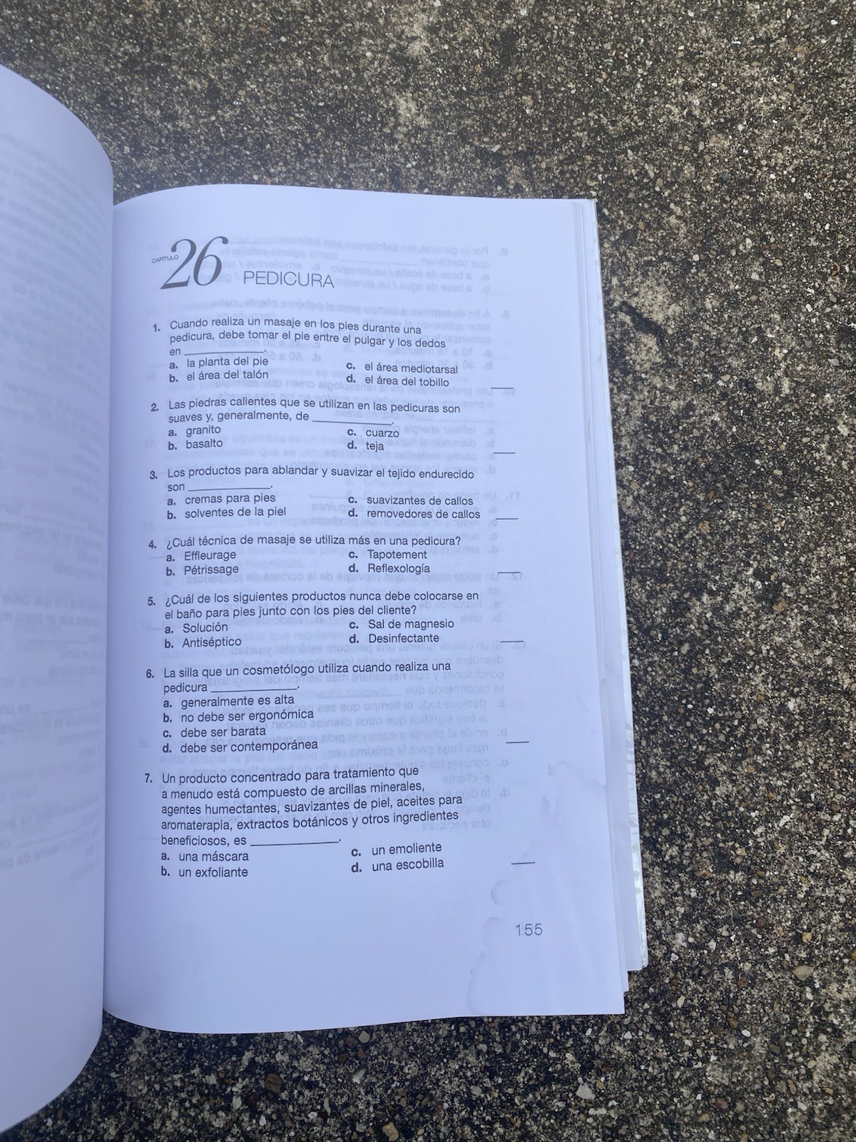 Spanish Translated Exam Review for Milady Standard Cosmetology by Milady (2015,